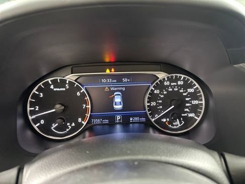 Used 2023 Nissan Altima 2.5 SR w/ SR Premium Package image 17