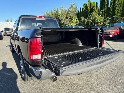 Used 2017 RAM 1500 Big Horn RWD image 13