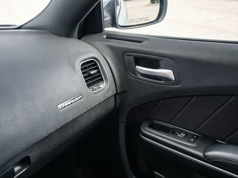 Used 2022 Dodge Charger SXT w/ Cold Weather Package RWD image 22