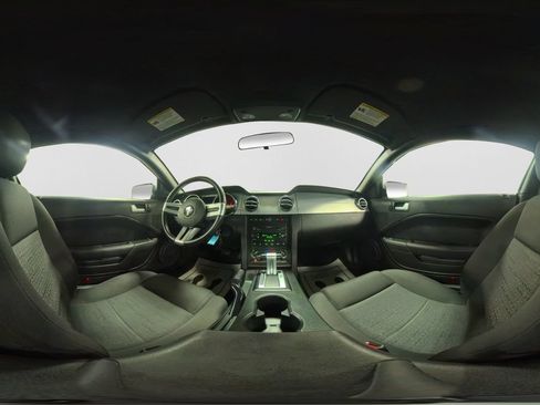 Used 2007 Ford Mustang Premium RWD image 42