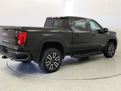 Used 2025 GMC Sierra 1500 AT4 w/ Technology Package AWD/4WD image 7