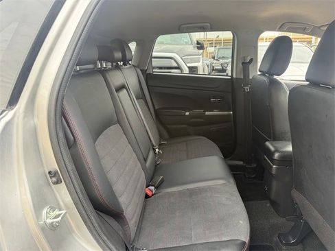 Used 2024 Mitsubishi Outlander Sport SE image 30