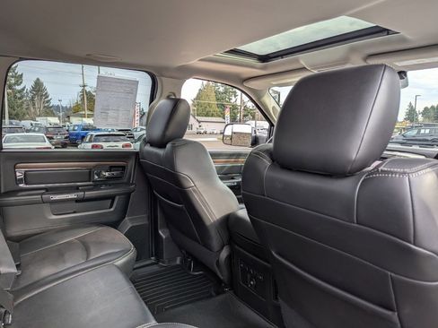 Used 2015 RAM 1500 Laramie w/ Convenience Group image 36