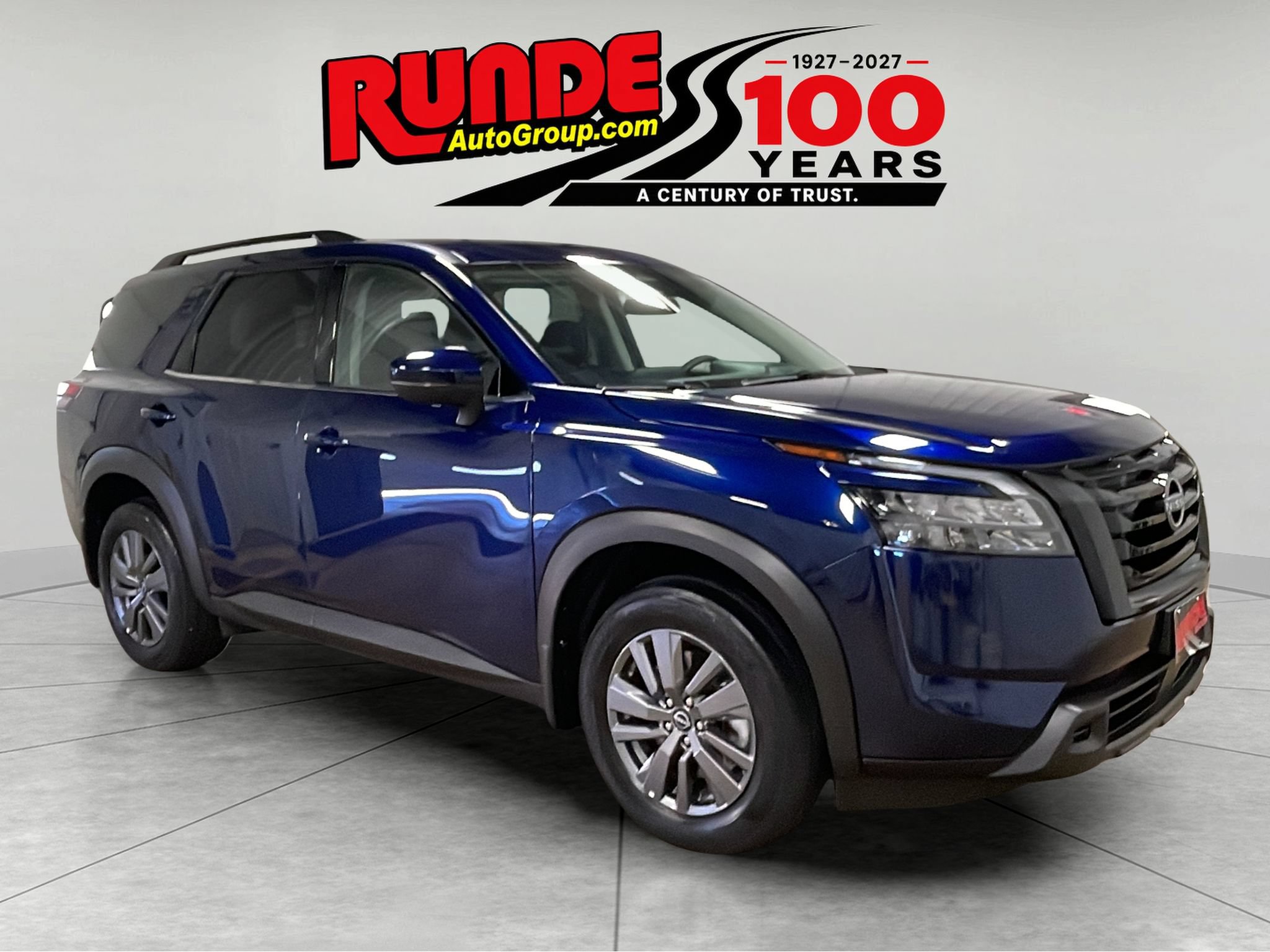 Used 2025 Nissan Pathfinder SV w/ Black Appearance Package AWD/4WD image 7