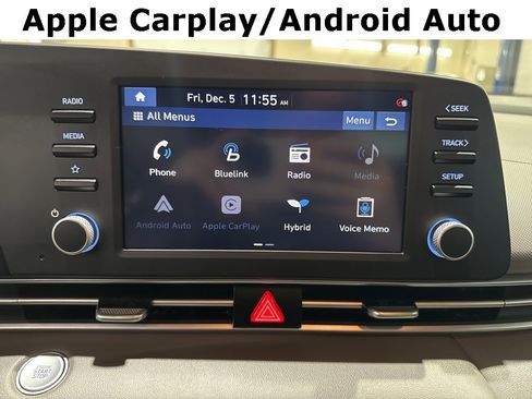 Used 2021 Hyundai Elantra Blue image 3