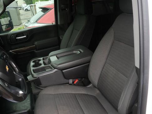 Used 2023 Chevrolet Silverado 2500 LT w/ Convenience Package AWD/4WD image 32