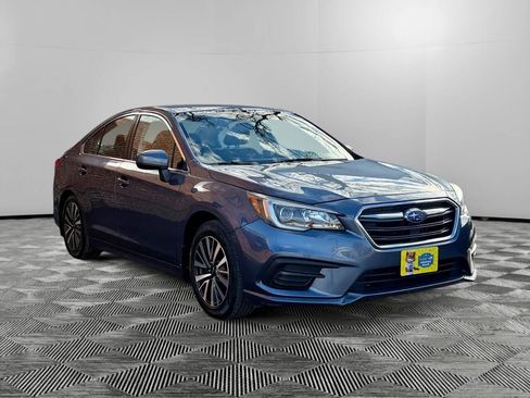 Used 2018 Subaru Legacy 2.5i Premium image 3