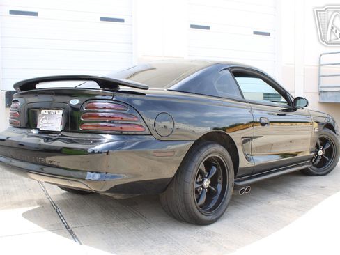 Used 1994 Ford Mustang GT RWD image 28