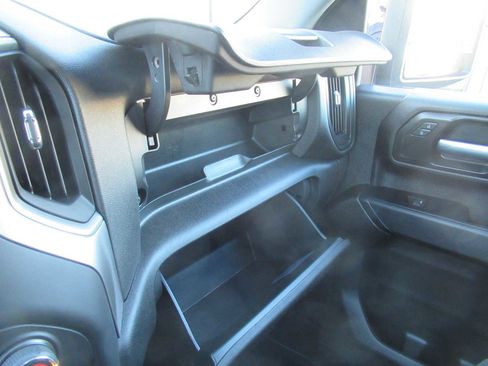 Used 2022 Chevrolet Silverado 2500 Custom w/ Custom Convenience Package image 38
