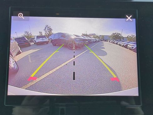 New 2025 Jeep Grand Cherokee Altitude image 30