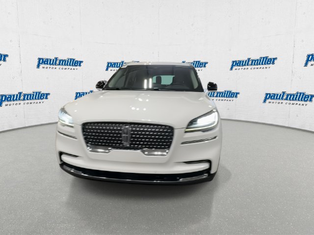 Used 2022 Lincoln Aviator AWD w/ Premium Package image 4