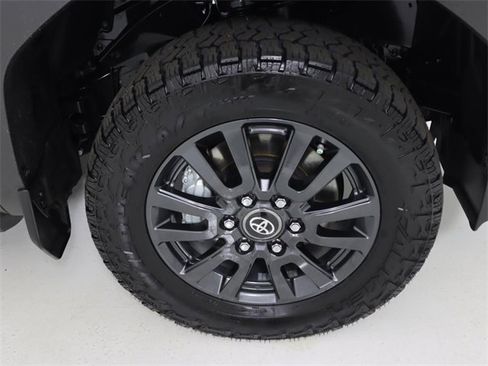 Used 2025 Toyota Land Cruiser 1958 image 9