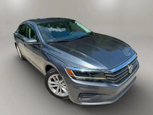 Used 2020 Volkswagen Passat 2.0T SE FWD image 2