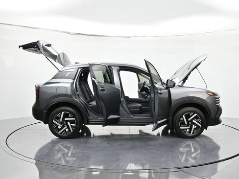 New 2026 Nissan Kicks SV image 46