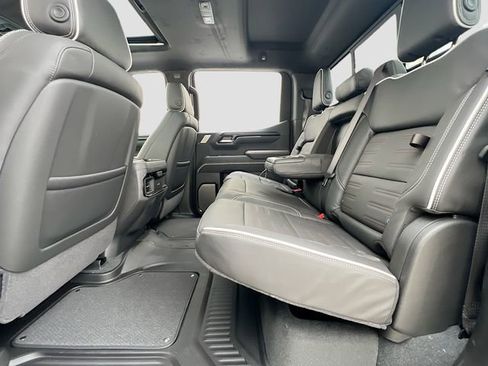 New 2026 GMC Sierra 1500 AT4X image 17
