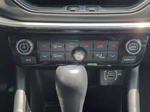 Used 2024 Jeep Compass Trailhawk AWD/4WD image 15