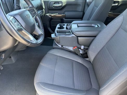 Used 2022 Chevrolet Silverado 1500 RST AWD/4WD image 17