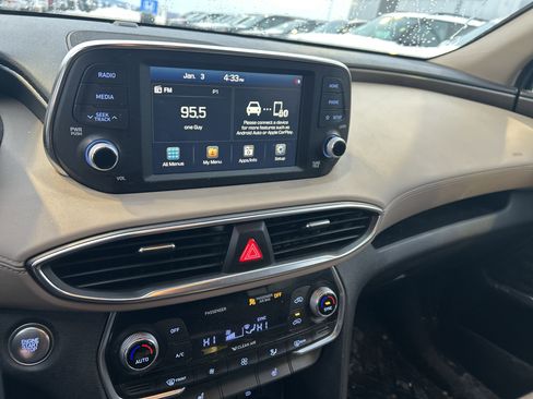 Used 2020 Hyundai Santa Fe SEL w/ Convenience Package image 14