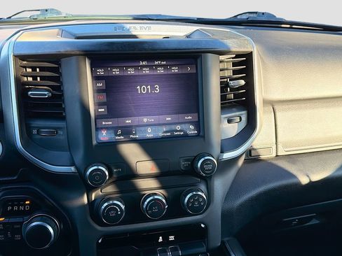 Used 2019 RAM 1500 Big Horn image 29