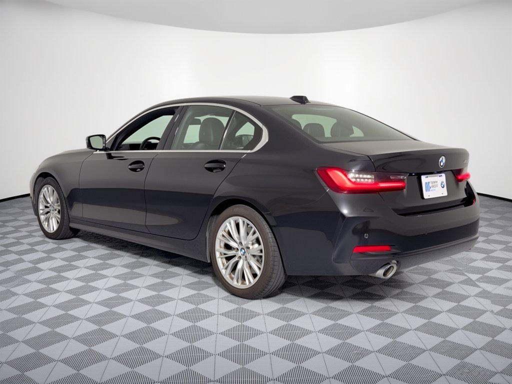Certified 2024 BMW 330i Sedan w/ Convenience Package RWD image 3