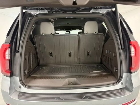 New 2026 GMC Yukon Elevation w/ LPO, Floor Liner Package image 8