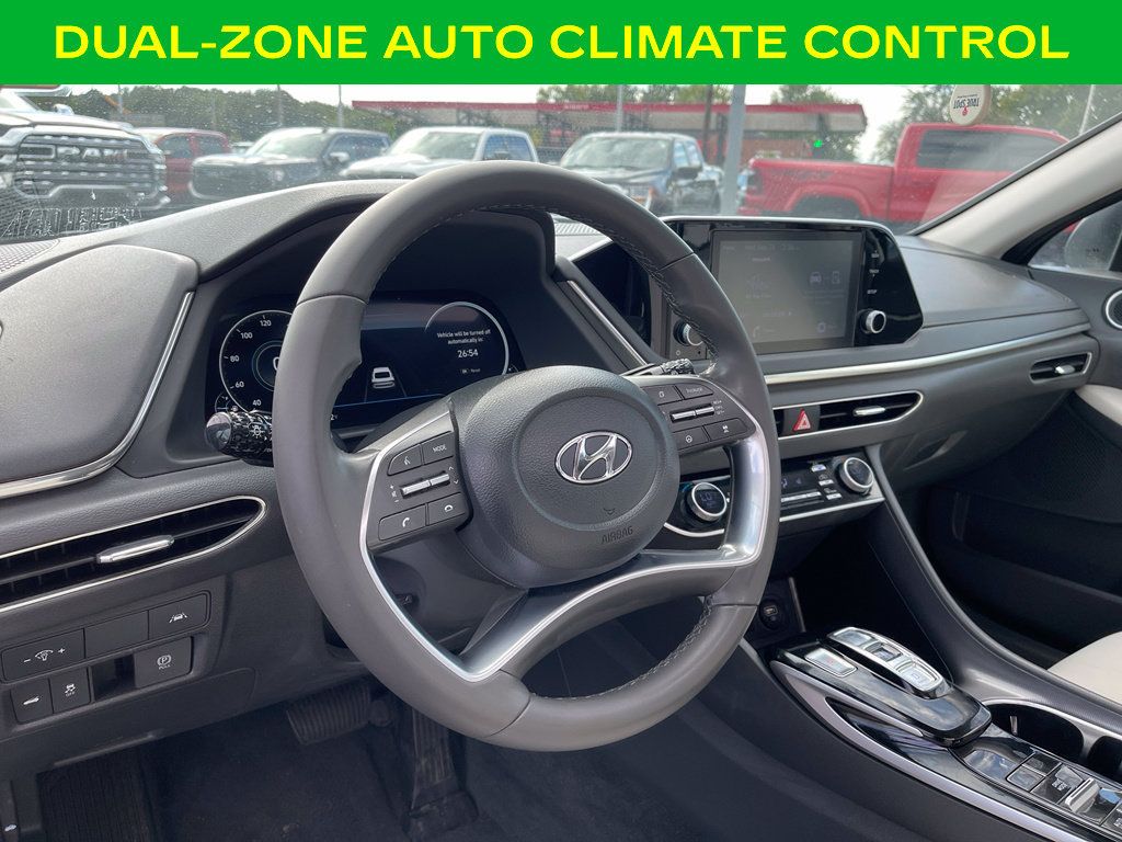 Used 2022 Hyundai Sonata SEL w/ Convenience Package FWD image 16