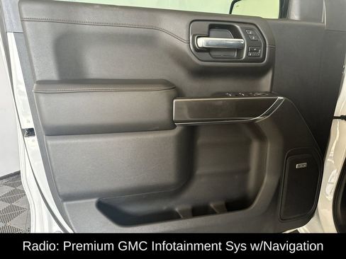 Used 2020 GMC Sierra 1500 AT4 w/ AT4 Premium Package image 11