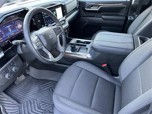 Used 2024 Chevrolet Silverado 1500 RST w/ Z71 Off-Road Package image 24