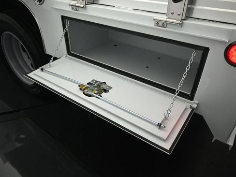 New 2026 Ford F600 2WD Regular Cab Super Duty w/ XL Chrome Package image 22