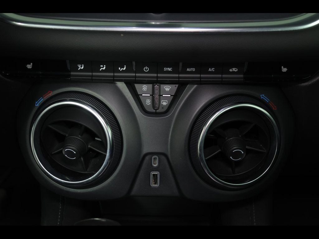 Used 2019 Chevrolet Blazer LT AWD/4WD image 27
