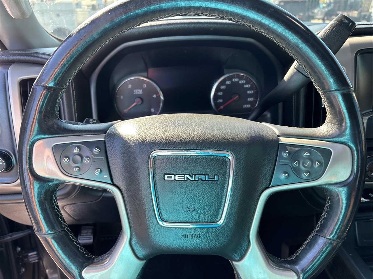 Used 2016 GMC Sierra 3500 Denali w/ Driver Alert Package AWD/4WD image 15