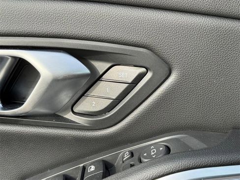 Used 2025 BMW 330i xDrive Sedan image 15