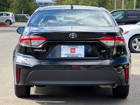 Used 2024 Toyota Corolla LE FWD image 5