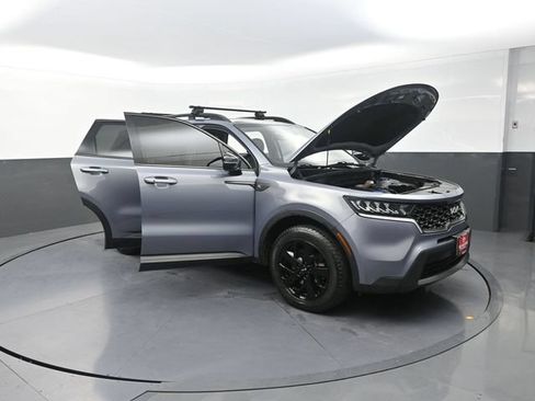 Used 2022 Kia Sorento S w/ Panoramic Sunroof Package AWD/4WD image 39