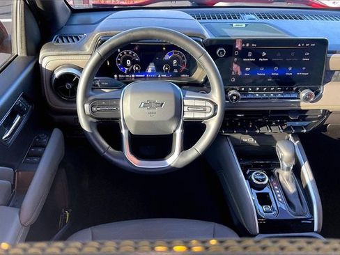 Used 2024 Chevrolet Colorado ZR2 w/ ZR2 Convenience Package III image 5