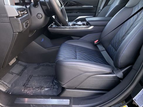 Certified 2025 Cadillac Escalade IQ Sport 1 AWD/4WD image 32