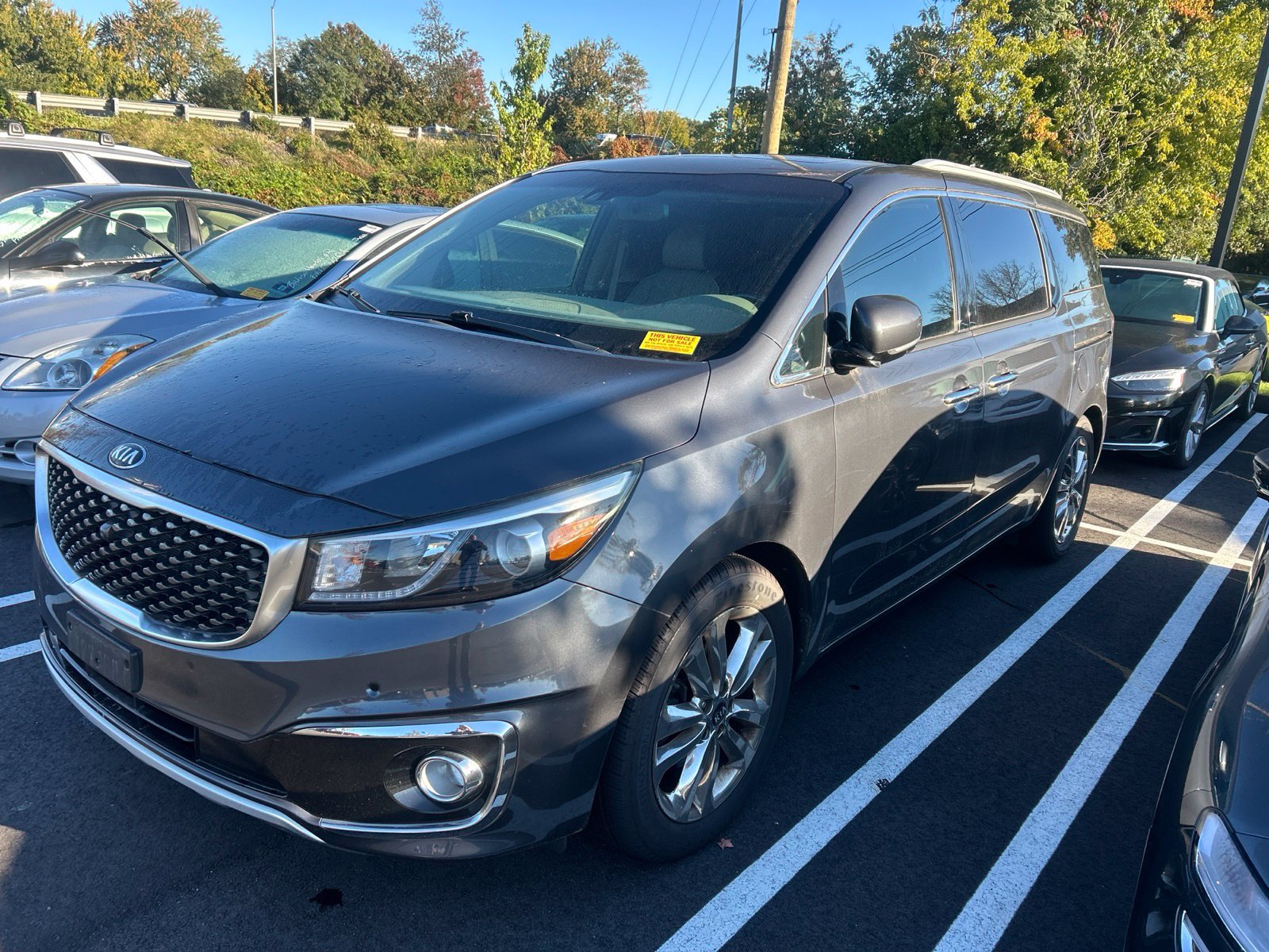 Used 2015 Kia Sedona SX Limited FWD image 3