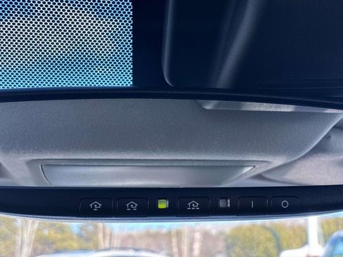 Used 2022 Nissan Leaf SV Plus image 24