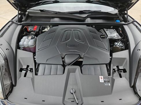 New 2026 Porsche Cayenne AWD/4WD image 28