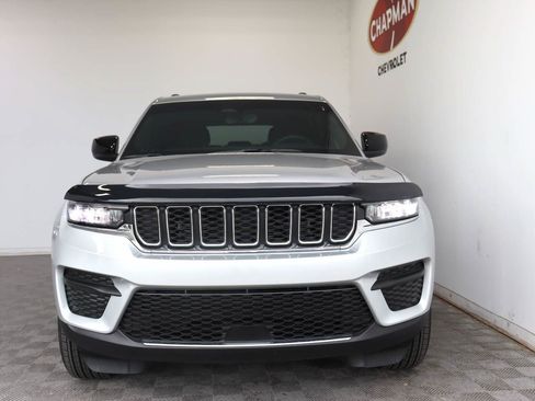 Used 2025 Jeep Grand Cherokee Laredo X w/ Trailer Tow Package RWD image 2