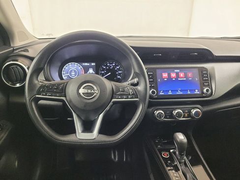 Used 2023 Nissan Kicks SV FWD image 22