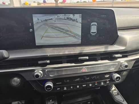 Used 2025 Kia Telluride S AWD/4WD image 23