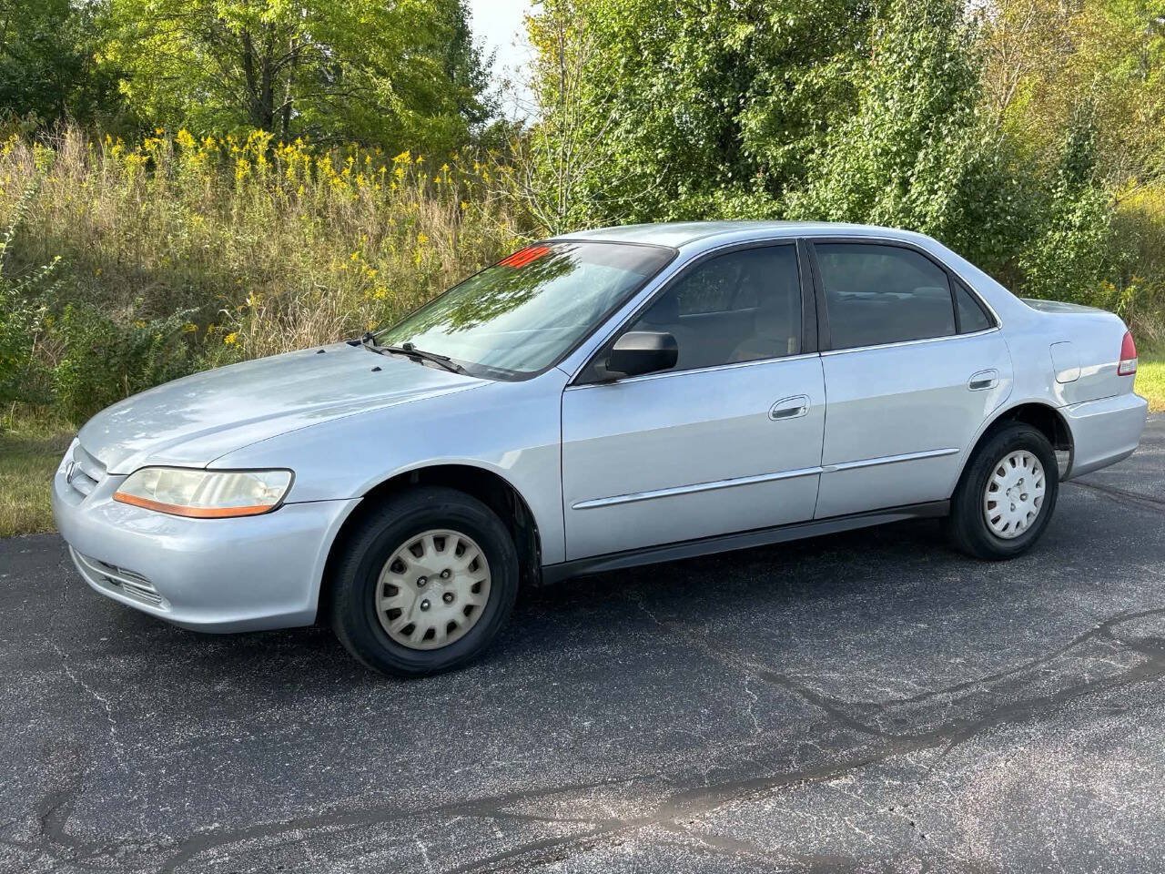Used 2001 Honda Accord VP image 1