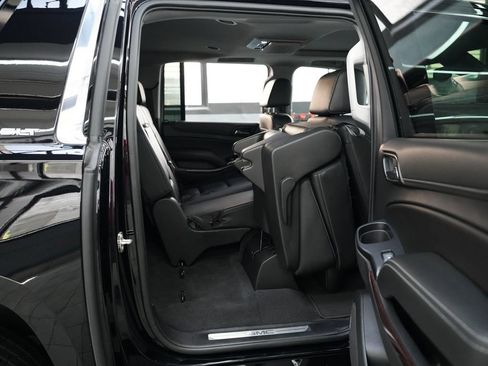 Used 2020 GMC Yukon XL SLT w/ Open Road Package AWD/4WD image 34