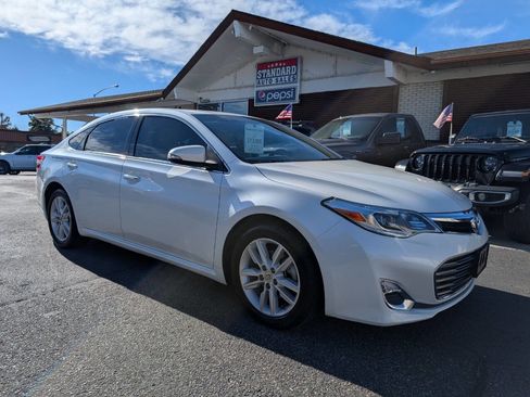 Used 2014 Toyota Avalon XLE Premium image 1