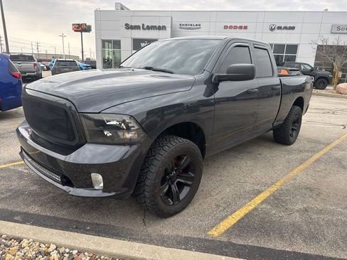 Used 2017 RAM 1500 Express w/ Express Value Package image 3