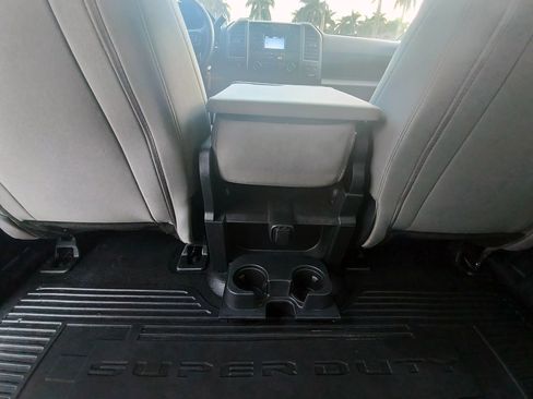 Used 2022 Ford F250 XL w/ Power Equipment Group image 26