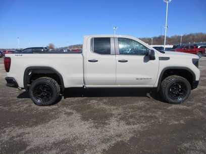 New 2026 GMC Sierra 1500 Pro w/ Pro Value Package