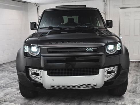 Used 2021 Land Rover Defender 90 S AWD/4WD image 2