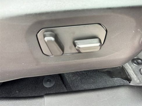 Used 2024 Jeep Wrangler Sahara w/ Technology Group image 13